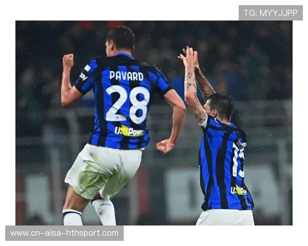 国际米兰外线远射折射入网成经典